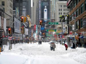 New York declares emergency as powerful snowstorm nears