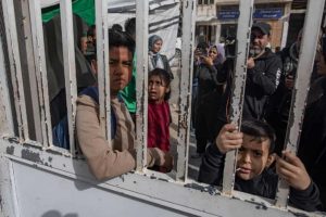First patients leave after Israel partially reopens Rafah crossing