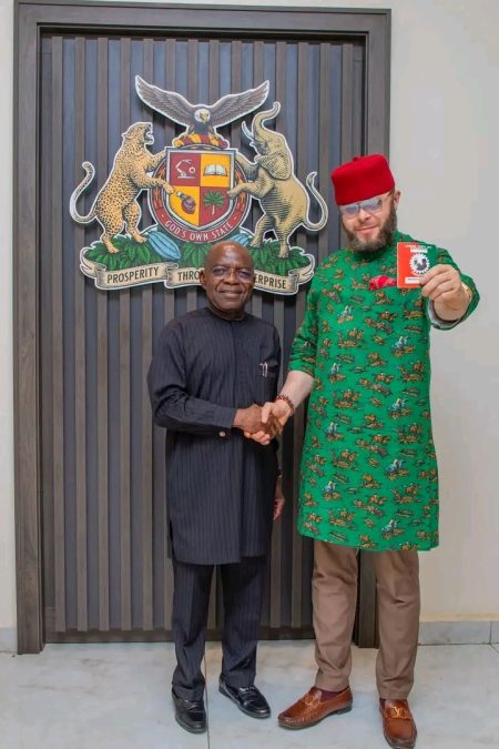 Labour Party leaders welcoming Alex Mascot Ikwechegh after his defection from APGA.