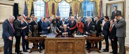 Trump gathers evangelical pastors to pray for safety of US forces fighting Iran