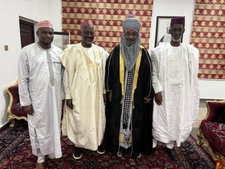 Emir Muhammadu Sanusi II meets privately with Kano Governor Abba Kabir Yusuf’s delegation at Gidan Rumfa palace