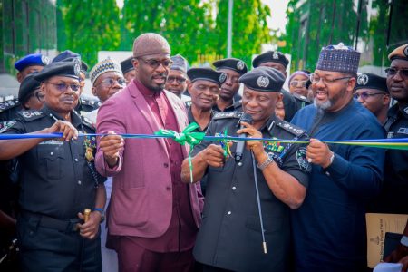 The Nigeria Police Force (NPF) has begun plans to switch to cleaner energy vehicles after receiving three new buses powered by compressed natural gas....