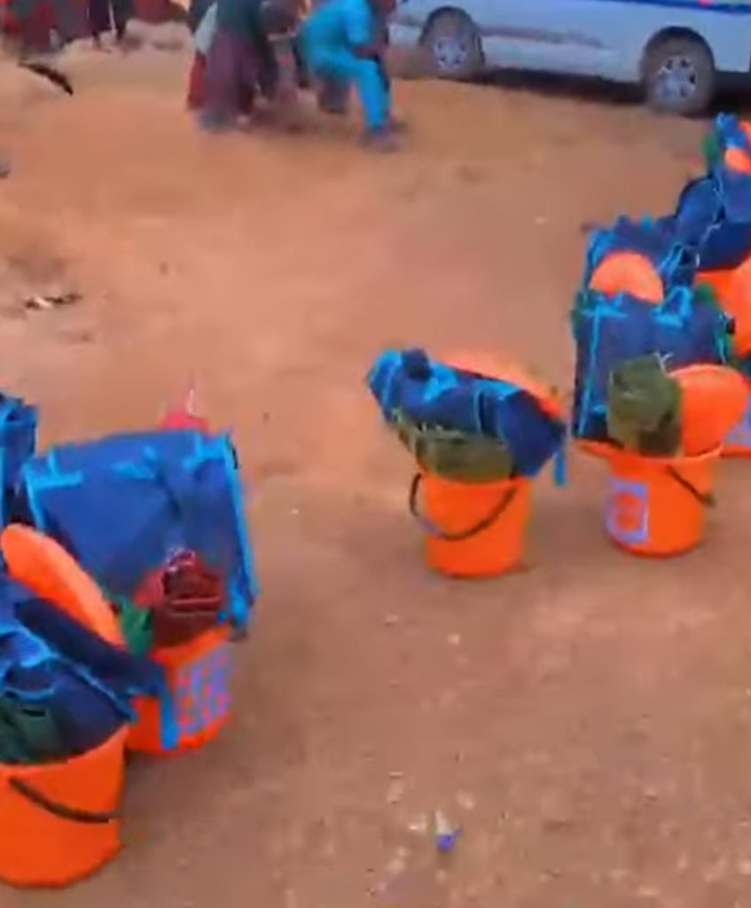 Residents of Woro community in Kaiama Local Government Area of Kwara State have rejected relief materials brought by a government