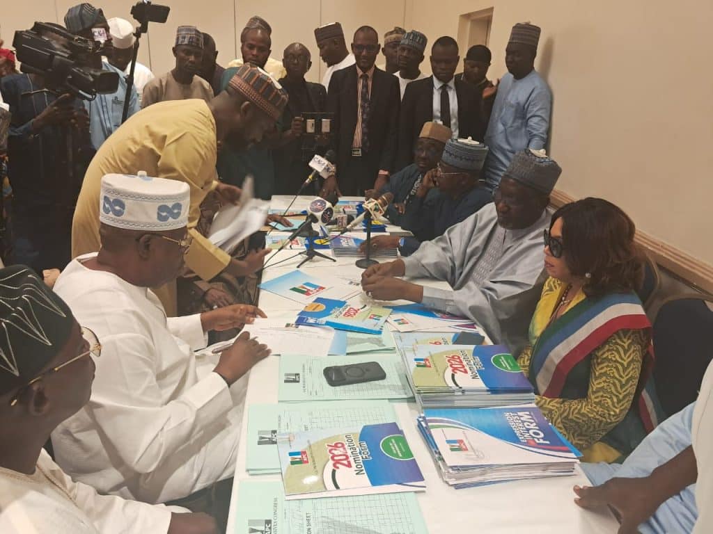 APC: Faleke picks forms for Tinubu’s 2027 run James Faleke receiving APC nomination forms in Abuja on behalf of President Bola Tinubu during the 2027 election preparation launch.