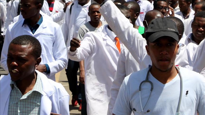 Resident doctors suspend infinite strike, gives FG 14 days ultimatum Doctors strike