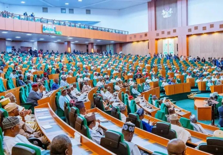 APC Reps primaries trigger nationwide crisis as lawmakers lose tickets Aggrieved APC lawmakers and delegates reacting during House of Representatives primary elections across Nigeria.